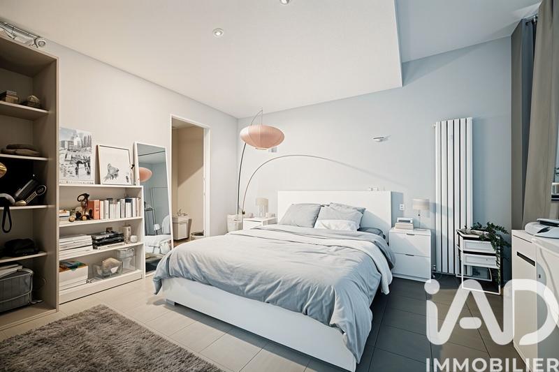 Appartement - 200 m² - 6 pièces