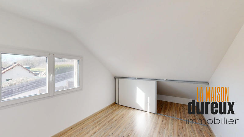 Maison - 101 m² - 5 pièces