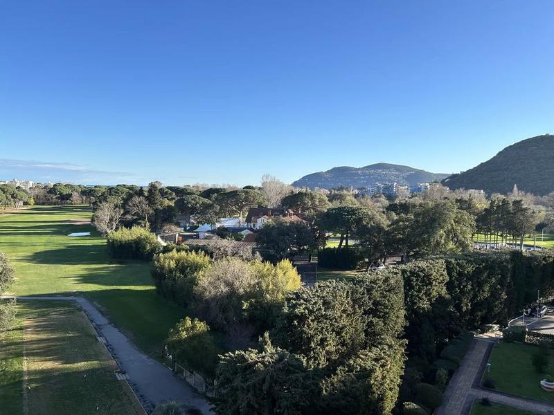 Appartement - 100 m² - 4 pièces