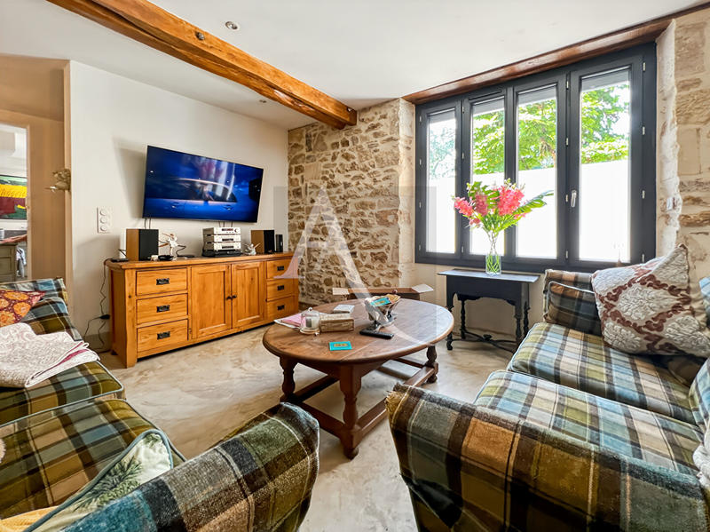 Maison - 180 m² - 7 pièces