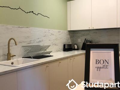 Chambre - 18 m² - 1 pièce