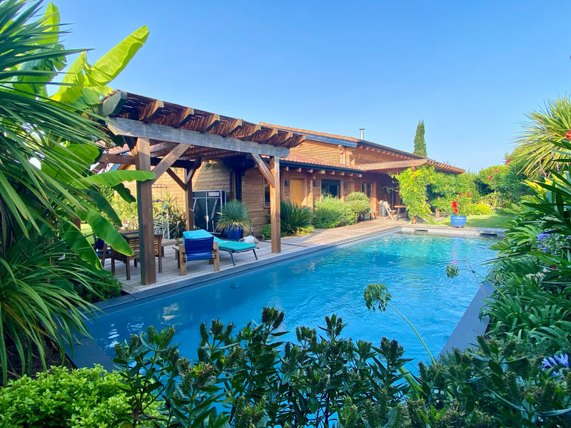 Maison - 160 m² - 5 pièces