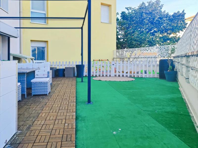 Appartement - 77 m² - 4 pièces