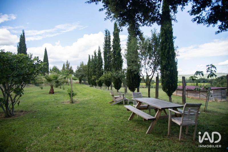 Maison - 434 m² - 11 pièces