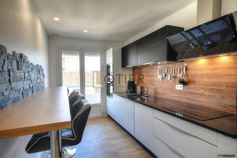 Appartement - 75 m² - 4 pièces