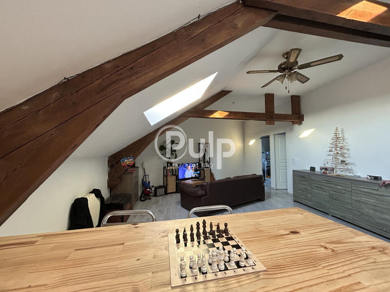 Immeuble - 243 m² - 9 pièces