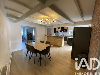 Maison - 205 m² - 5 pièces