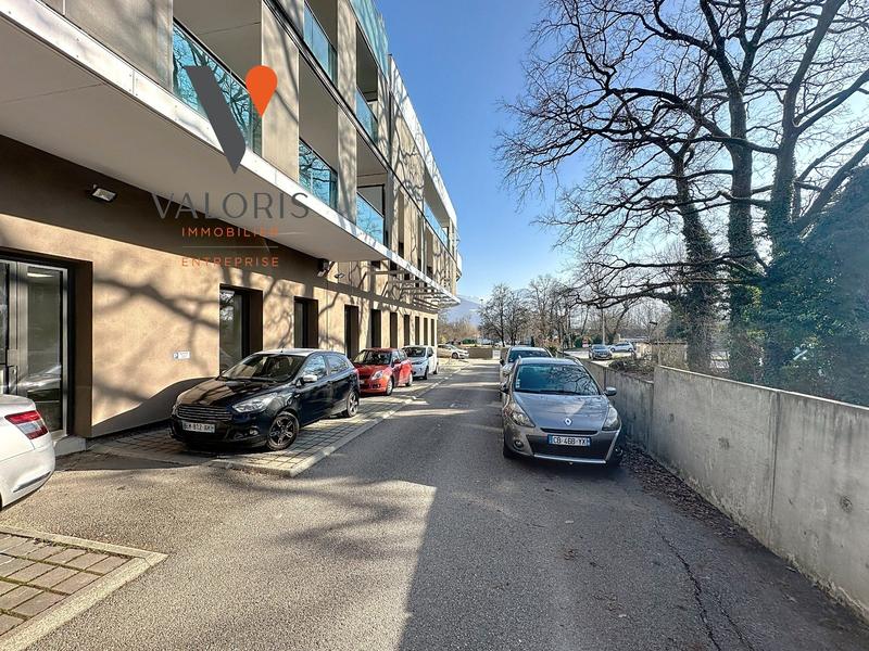 Local commercial - 64 m²