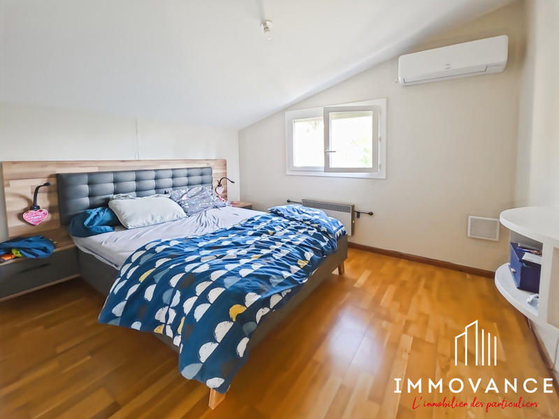 Maison - 140 m² - 5 pièces