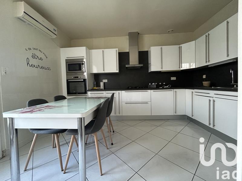 Maison - 207 m² - 5 pièces