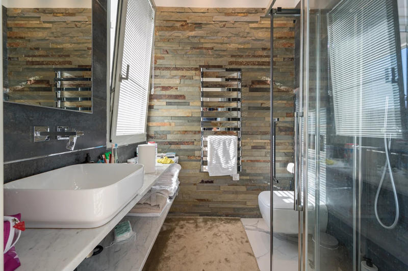 Appartement - 112 m² - 4 pièces