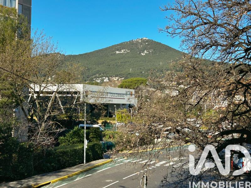 Appartement - 90 m² - 5 pièces