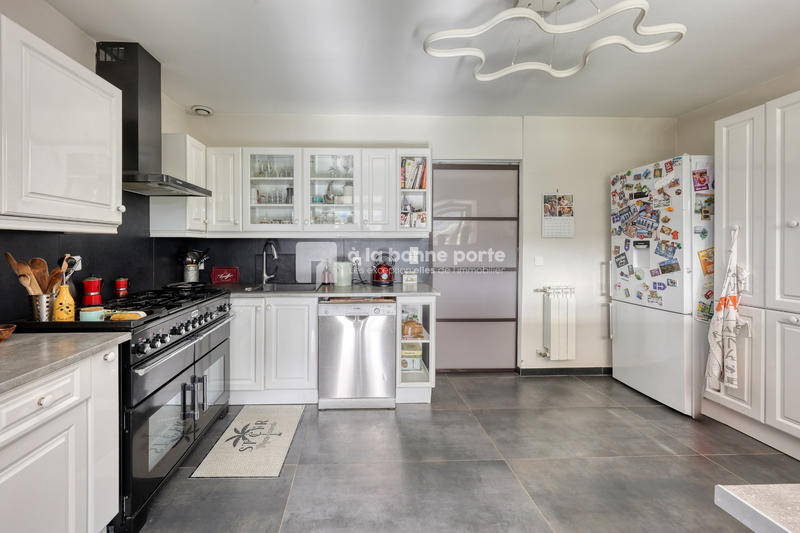 Maison - 150 m² - 5 pièces