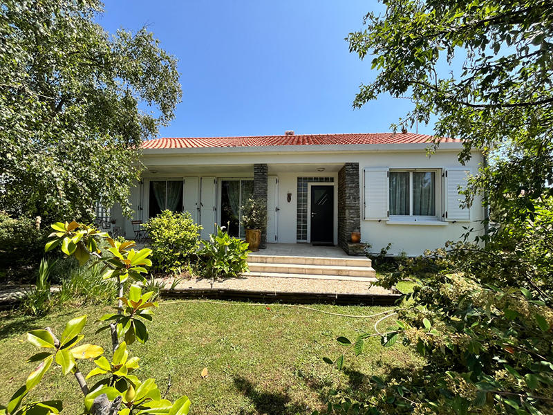 Maison - 169 m² - 6 pièces