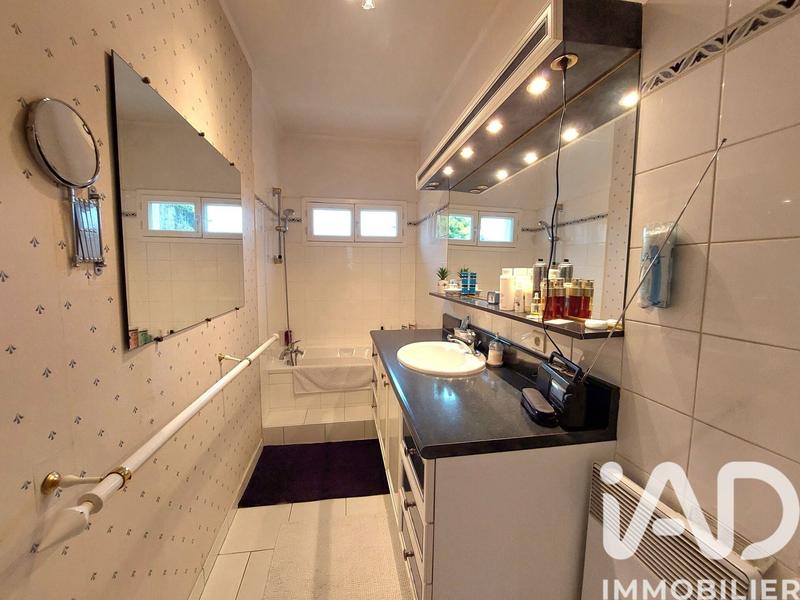 Maison de ville - 127 m² - 5 pièces