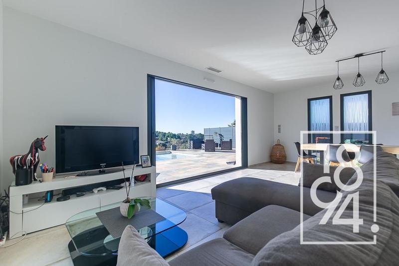 Maison - 120 m² - 4 pièces