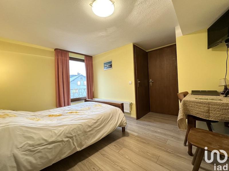 Local commercial - 759 m²