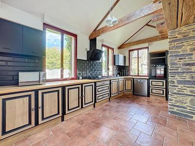 Maison en pierre - 125 m² - 6 pièces