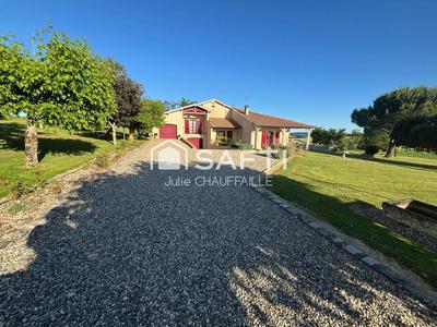 Maison - 185 m² - 7 pièces