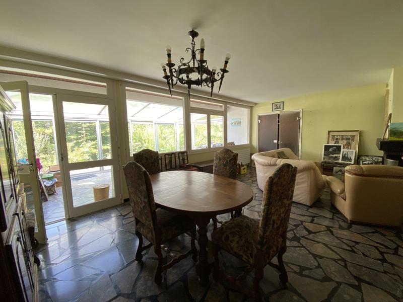 Villa - 194 m² - 10 pièces