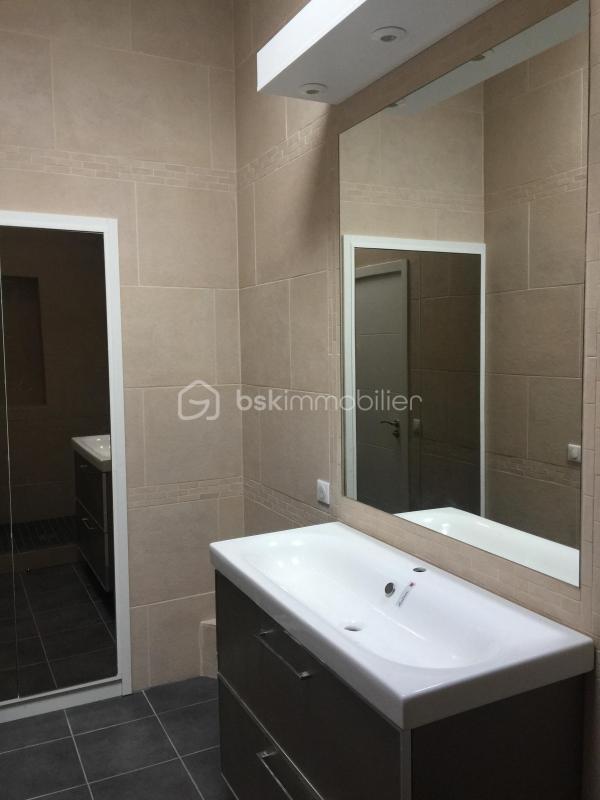 Bureau - 246 m² - 7 pièces