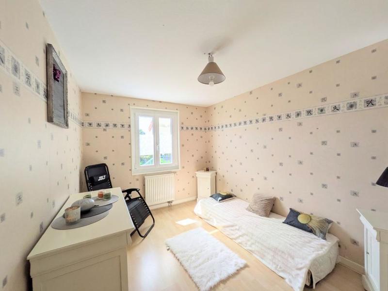 Maison - 92 m² - 5 pièces