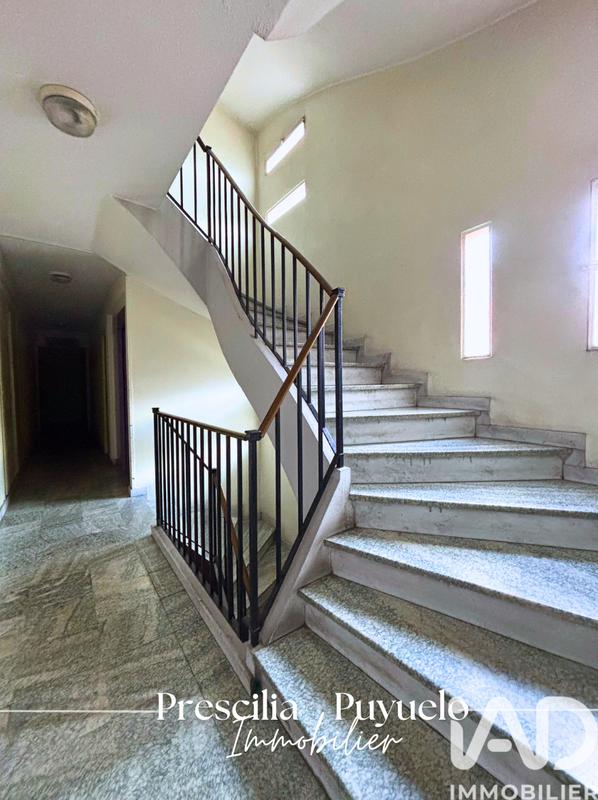 Appartement - 85 m² - 3 pièces