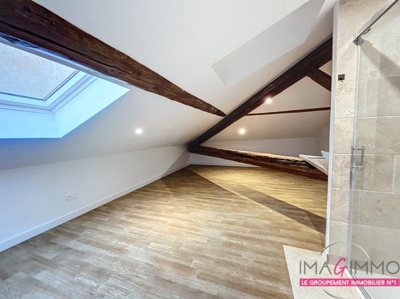 Appartement - 79 m² - 4 pièces