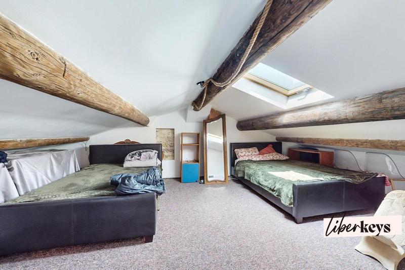 Maison de campagne - 250 m² - 5 pièces