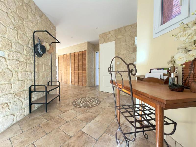 Villa - 120 m² - 5 pièces