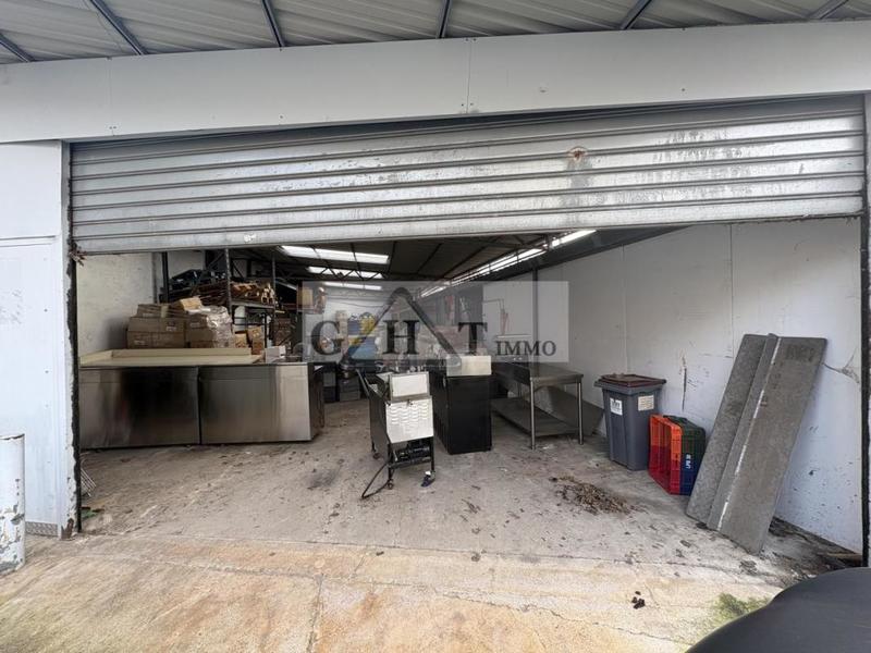 Entrepôt - 380 m²