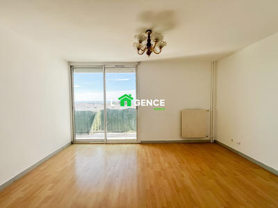 Appartement - 79 m² - 4 pièces