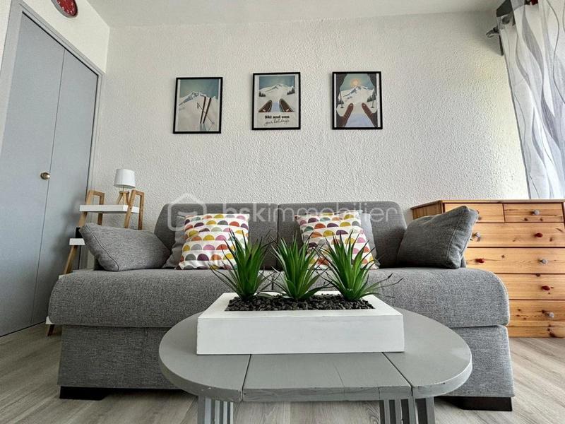 Studio - 25 m² - 1 pièce