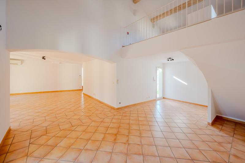 Local commercial - 163 m²