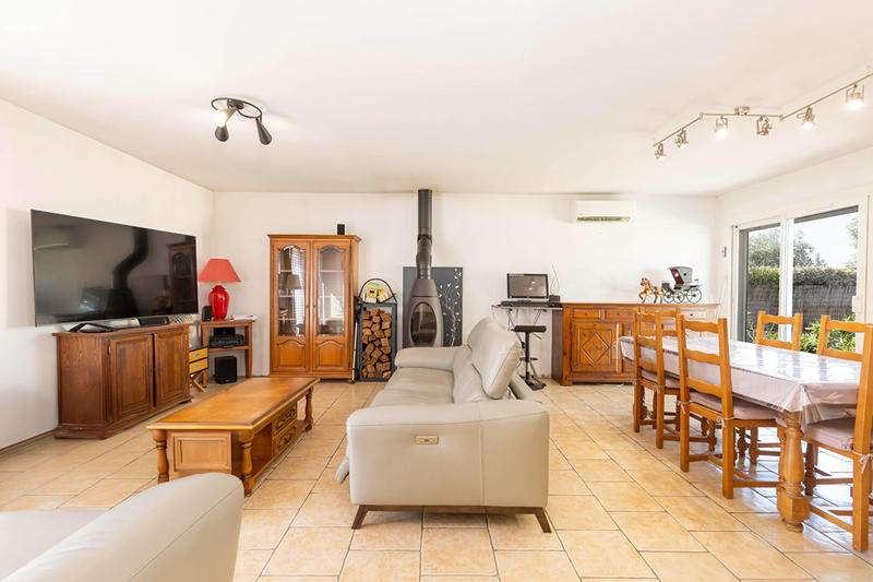 Maison - 90 m² - 4 pièces