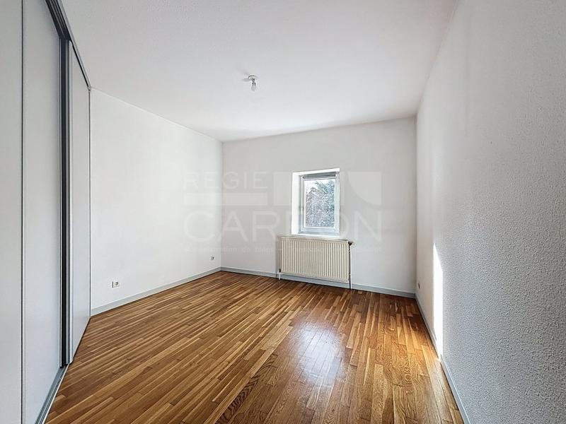 Appartement - 77 m² - 3 pièces