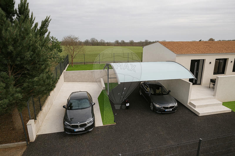 Maison - 99 m² - 3 pièces