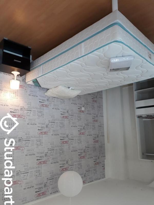 Chambre - 11 m² - 1 pièce