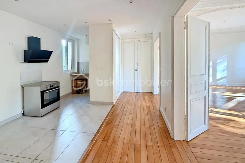 Appartement - 91 m² - 4 pièces
