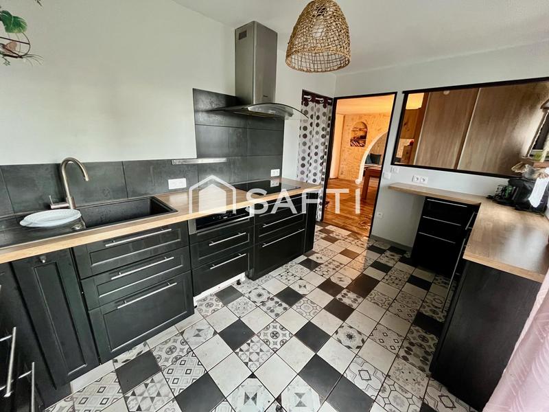 Maison - 125 m² - 7 pièces