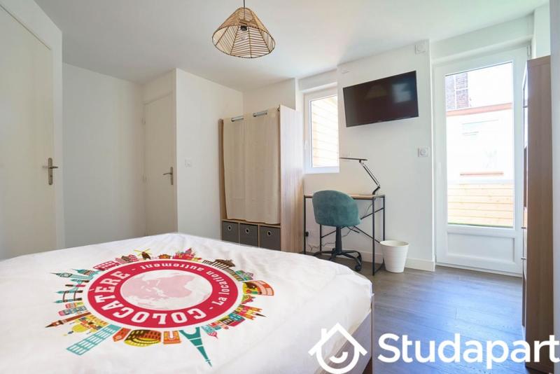 Chambre - 13 m² - 1 pièce