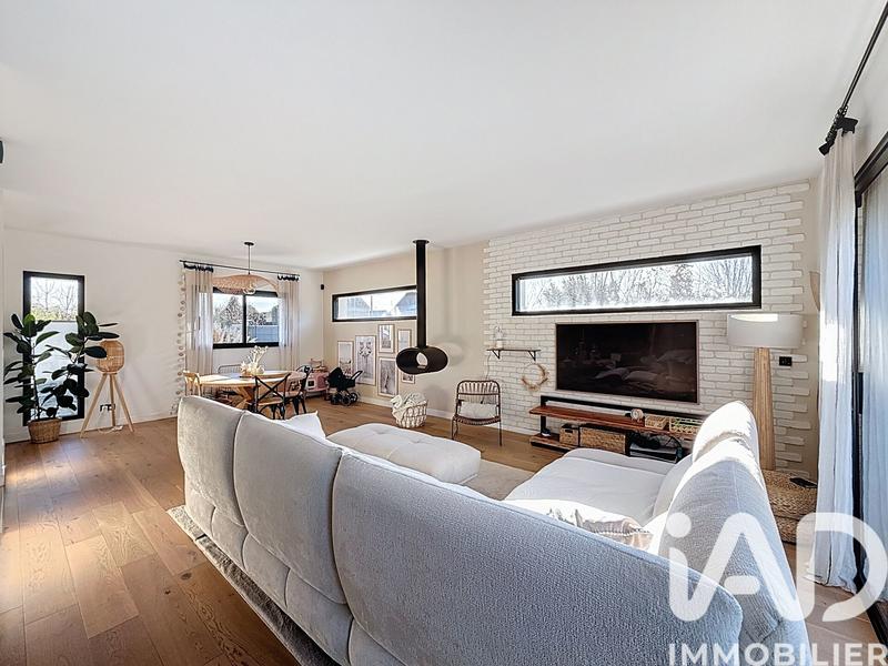 Maison - 142 m² - 6 pièces