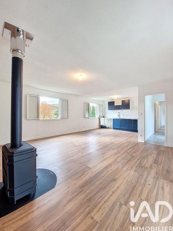 Maison - 90 m² - 4 pièces