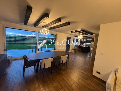 Maison - 175 m² - 5 pièces