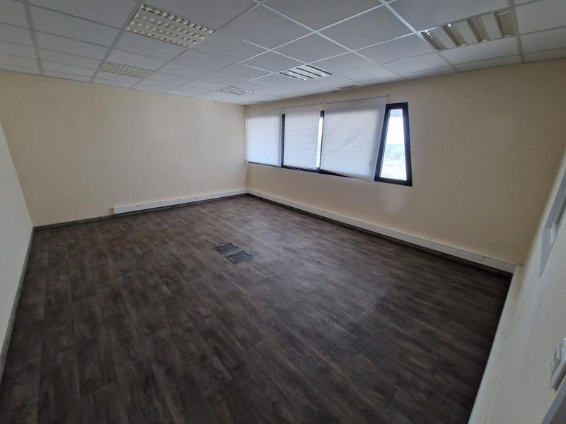 Bureau - 250 m² - 4 pièces
