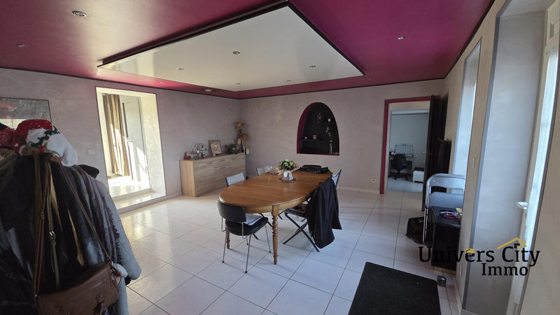 Maison - 138 m² - 5 pièces