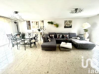 Maison - 93 m² - 4 pièces