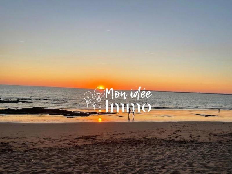 Maison - 280 m² - 9 pièces