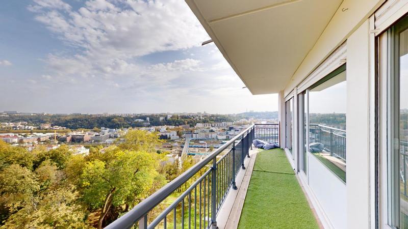 Appartement - 80 m² - 4 pièces