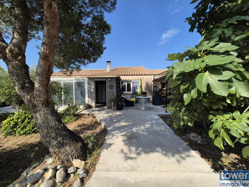 Maison - 180 m² - 7 pièces